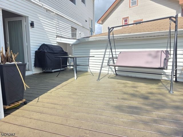 747 Canton St, Elizabeth City, NJ 07202