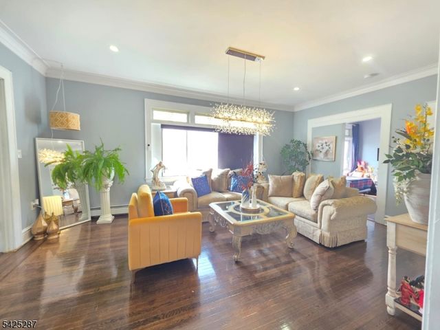 747 Canton St, Elizabeth City, NJ 07202