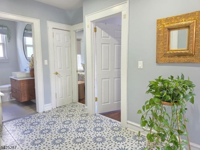 747 Canton St, Elizabeth City, NJ 07202