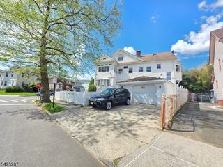 747 Canton St, Elizabeth City, NJ 07202