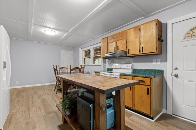 13747 Bretton Drive, Soddy Daisy, TN 37379