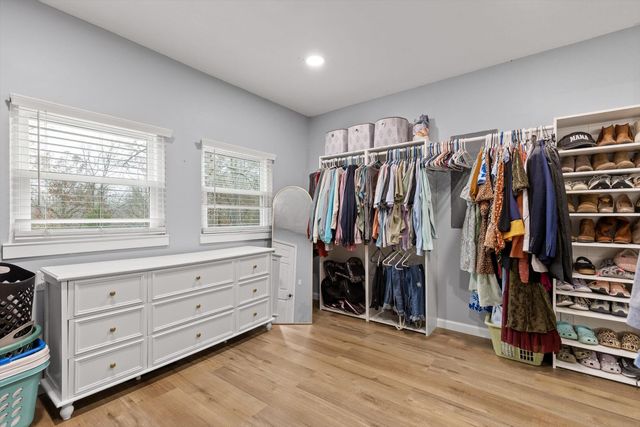 13747 Bretton Drive, Soddy Daisy, TN 37379