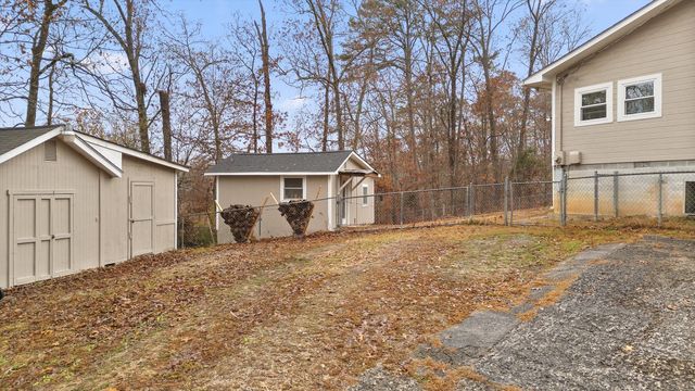 13747 Bretton Drive, Soddy Daisy, TN 37379