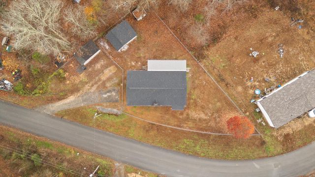 13747 Bretton Drive, Soddy Daisy, TN 37379