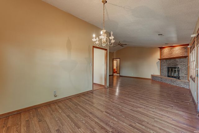 6810 Copperfield Drive, Evansville, IN 47711