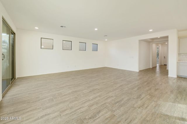4933 W CAPISTRANO Avenue, Laveen, AZ 85339