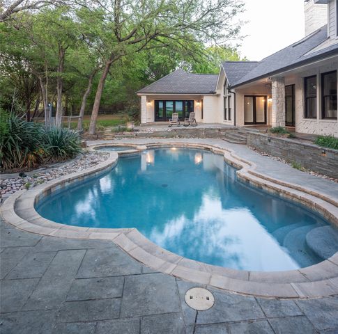 221 Forestview Drive, Lucas, TX 75002