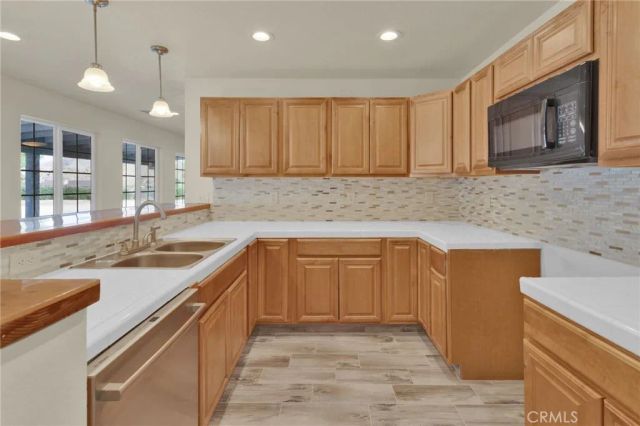 10298 Custer Avenue, Lucerne Valley, CA 92356