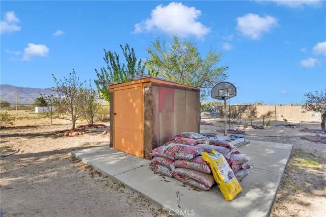 10298 Custer Avenue, Lucerne Valley, CA 92356