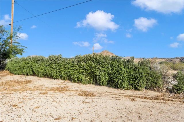 10298 Custer Avenue, Lucerne Valley, CA 92356