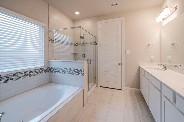1776 Succotash Oak Court, Conroe, TX 77304