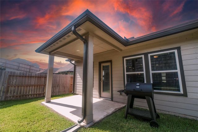 1776 Succotash Oak Court, Conroe, TX 77304