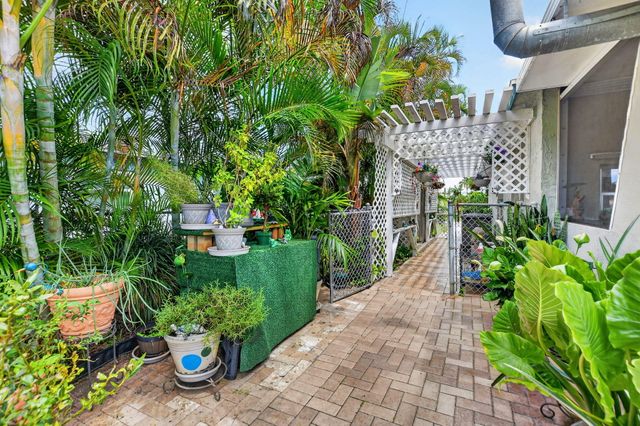 11078 Delta Circle, Boca Raton, FL 33428