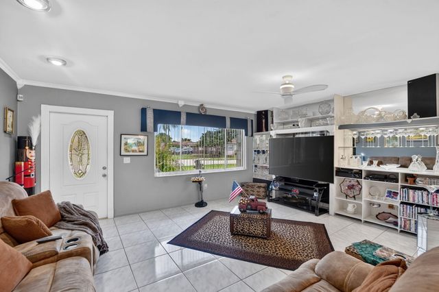 11078 Delta Circle, Boca Raton, FL 33428