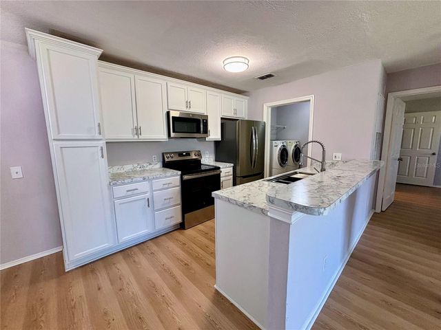 36243 LAKE CHASE BOULEVARD 103, Zephyrhills, FL 33541