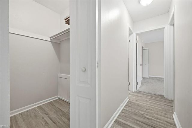 1006 Barclay Sq, Virginia Beach, VA 23451