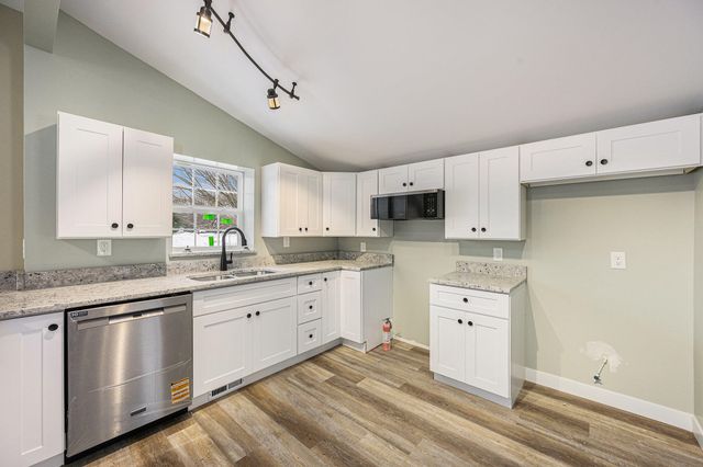 46750 County Road 665, Waverly Twp, MI 49079