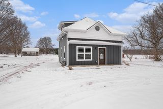 46750 County Road 665, Waverly Twp, MI 49079