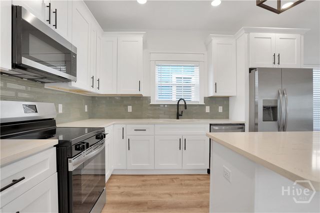 615 E 38th Street, Savannah, GA 31401