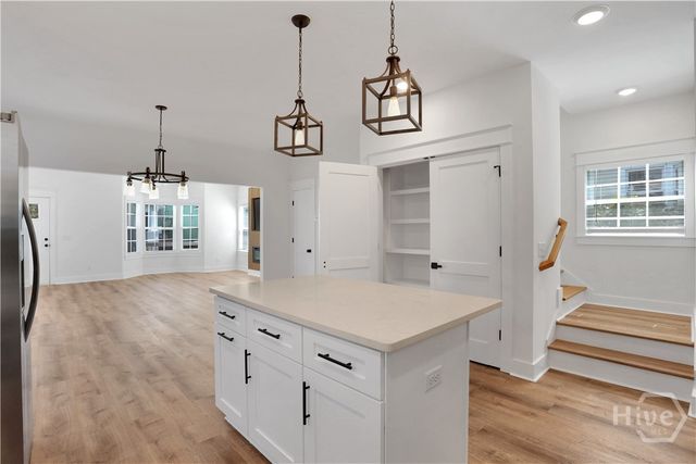 615 E 38th Street, Savannah, GA 31401