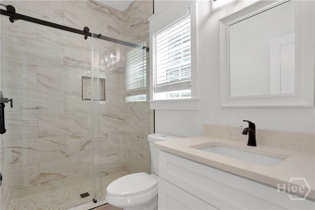 615 E 38th Street, Savannah, GA 31401