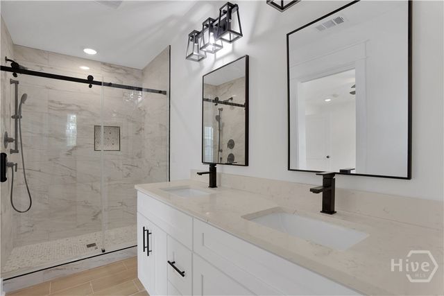 615 E 38th Street, Savannah, GA 31401