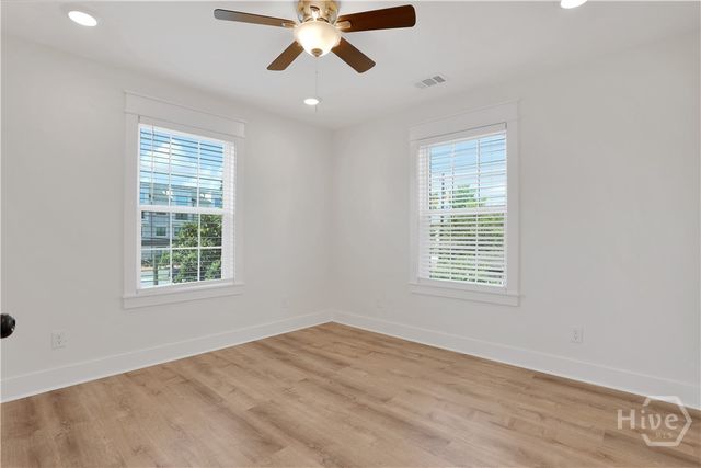 615 E 38th Street, Savannah, GA 31401