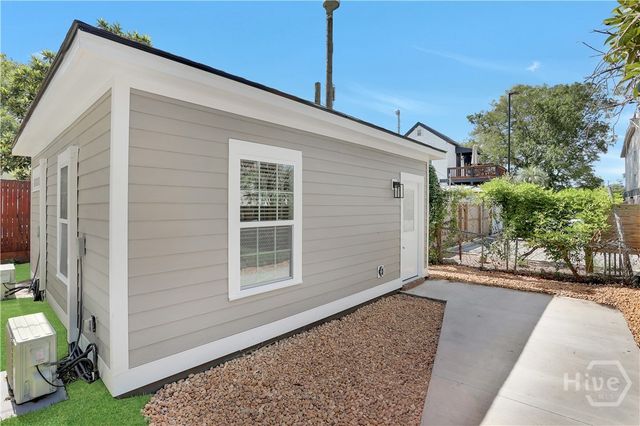615 E 38th Street, Savannah, GA 31401