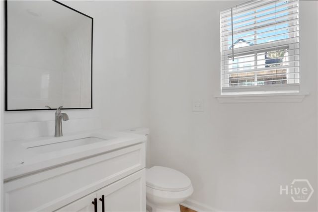 615 E 38th Street, Savannah, GA 31401