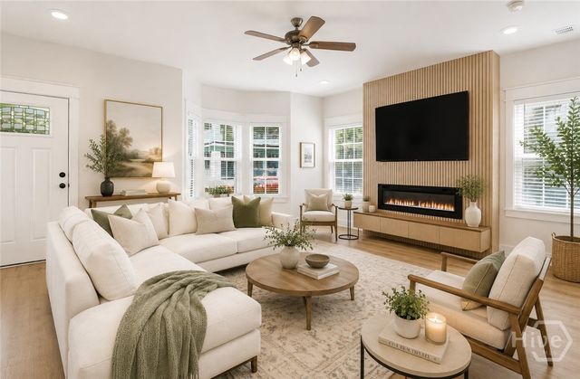 615 E 38th Street, Savannah, GA 31401