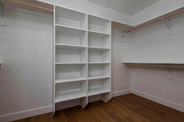 6043 S Holland Avenue, Springfield, MO 65810