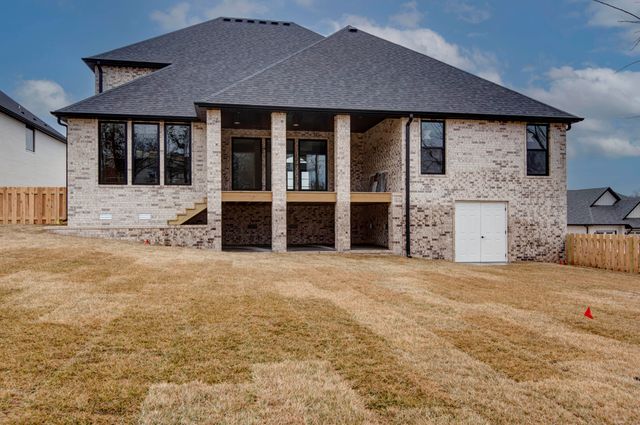 6043 S Holland Avenue, Springfield, MO 65810