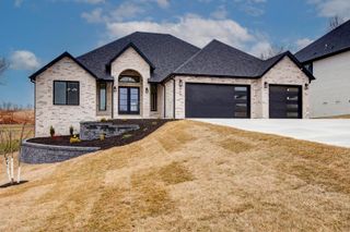 6043 S Holland Avenue, Springfield, MO 65810