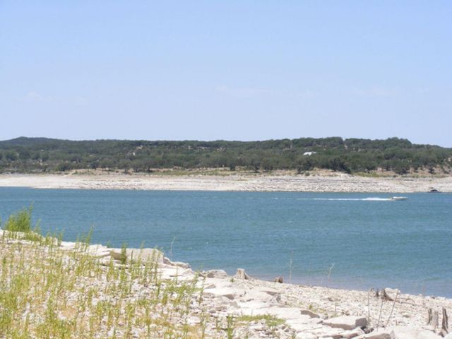 738 Deckhouse DR, Point Venture, TX 78645