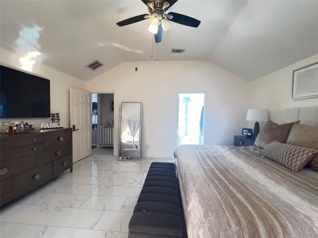 10503 Desert Springs Circle, Houston, TX 77095