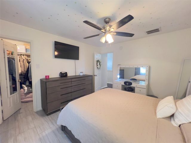 10503 Desert Springs Circle, Houston, TX 77095