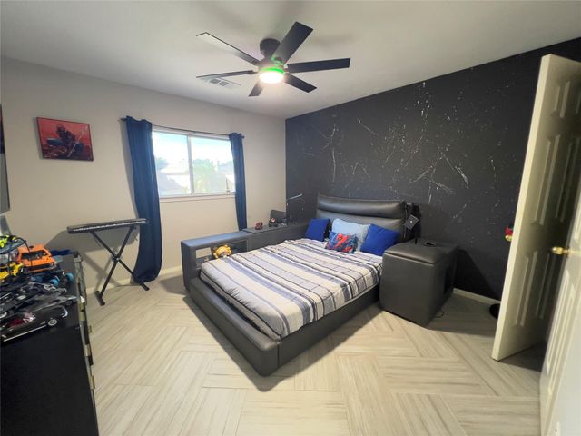 10503 Desert Springs Circle, Houston, TX 77095