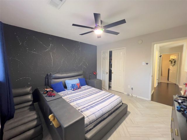 10503 Desert Springs Circle, Houston, TX 77095