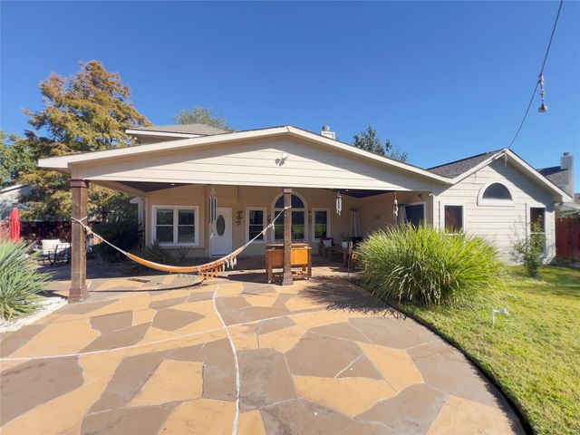 10503 Desert Springs Circle, Houston, TX 77095