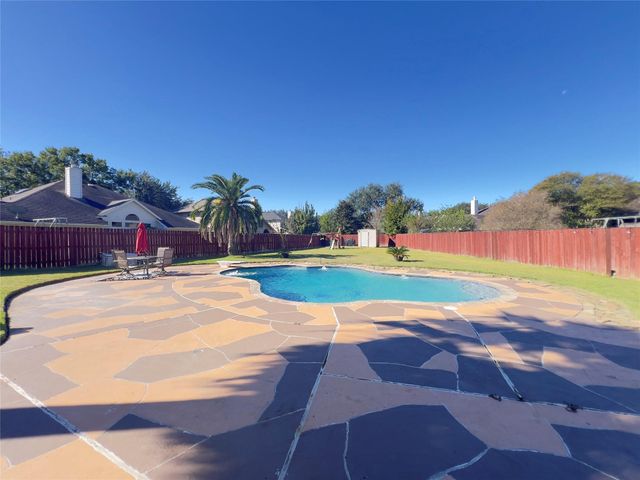 10503 Desert Springs Circle, Houston, TX 77095