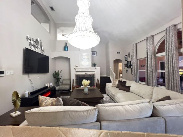 10503 Desert Springs Circle, Houston, TX 77095