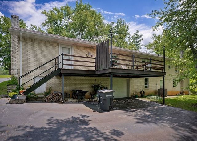 359 CC Camp Rd, Cookeville, TN 38501