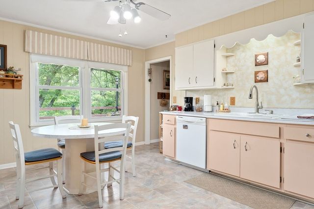 359 CC Camp Rd, Cookeville, TN 38501