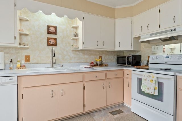 359 CC Camp Rd, Cookeville, TN 38501