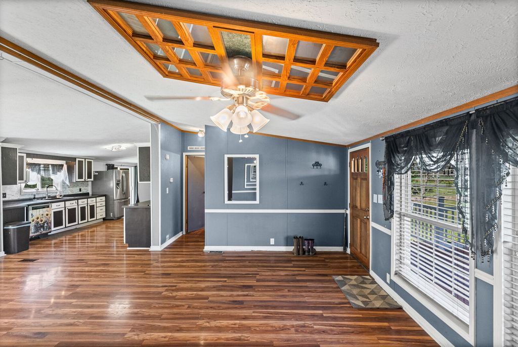 Image 16 of property listing at 2689 Paul Road, Salem, IL 62881