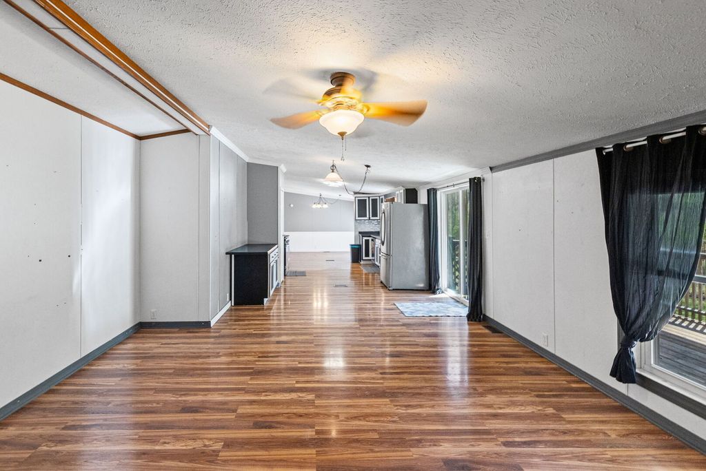 Image 27 of property listing at 2689 Paul Road, Salem, IL 62881