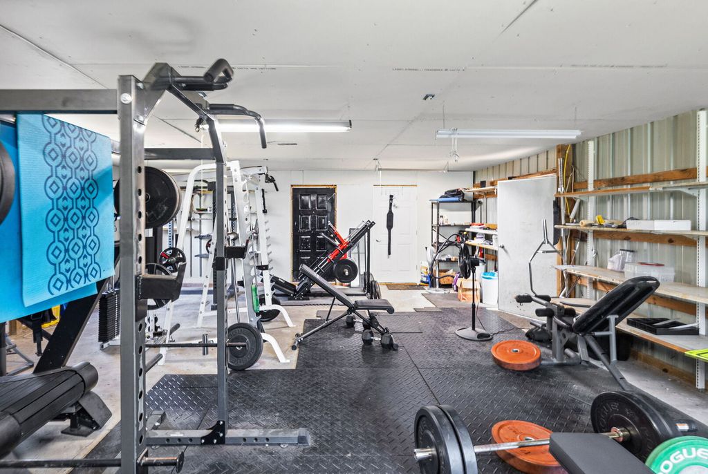 Image 32 of property listing at 2689 Paul Road, Salem, IL 62881