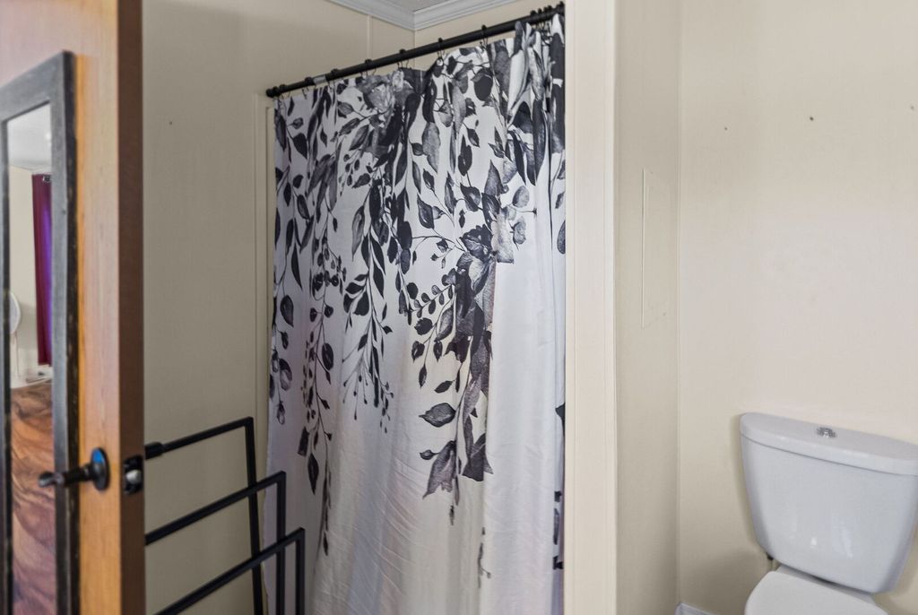 Image 36 of property listing at 2689 Paul Road, Salem, IL 62881