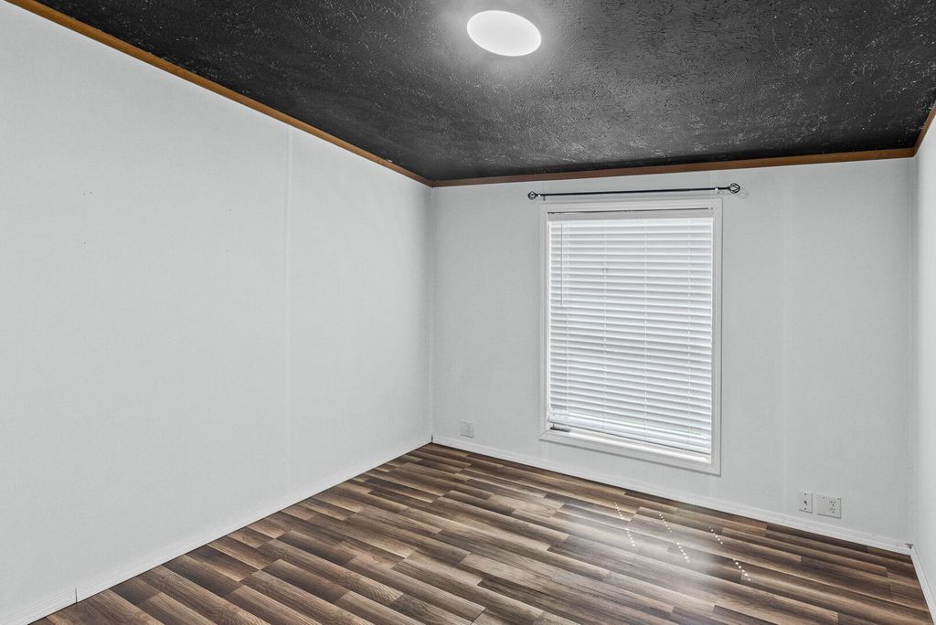 Image 39 of property listing at 2689 Paul Road, Salem, IL 62881