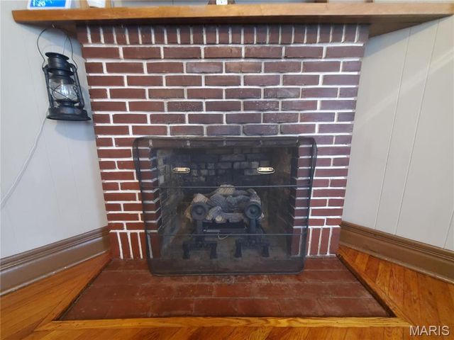 508 S Grand Avenue, Houston, MO 65483